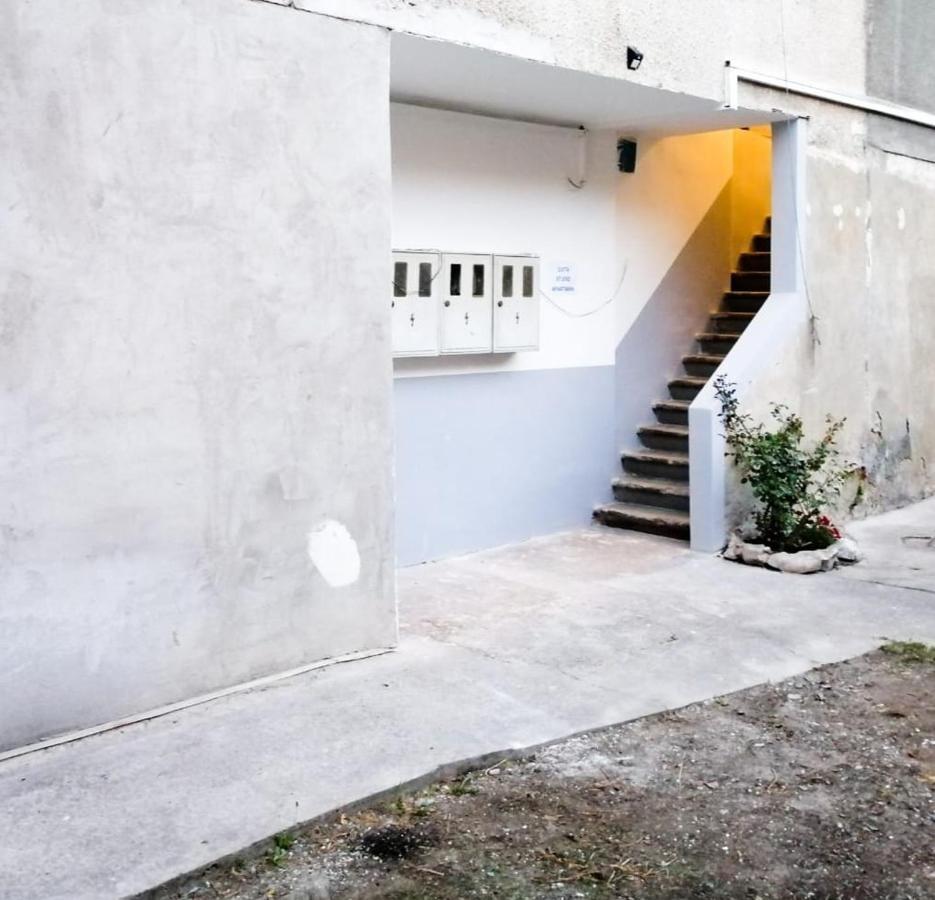 Evita Studio Apartment 카를로바츠 외부 사진